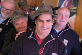 031_DSCF8570_X-T3 null