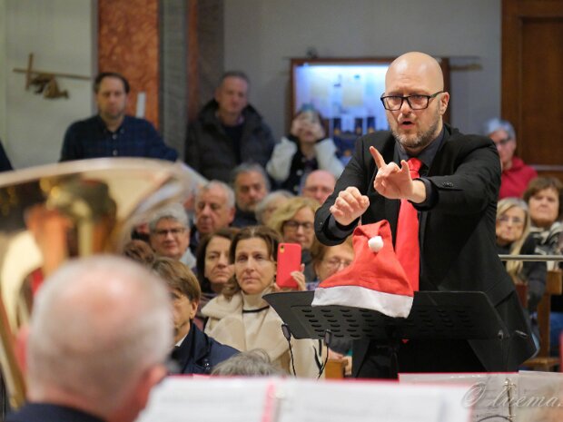2025-12-07 Buguggiate concerto di Natale